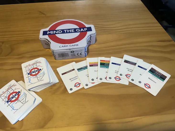 Mind the gap card game about the tube