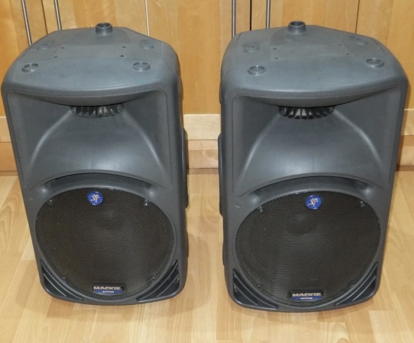 Mackie srm-450 active speakers
