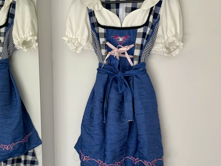 Oktoberfest-klänning, drindl