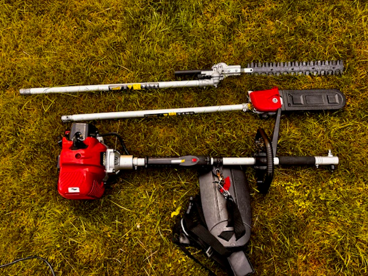 Hekksaks og kjedesag for småbusker