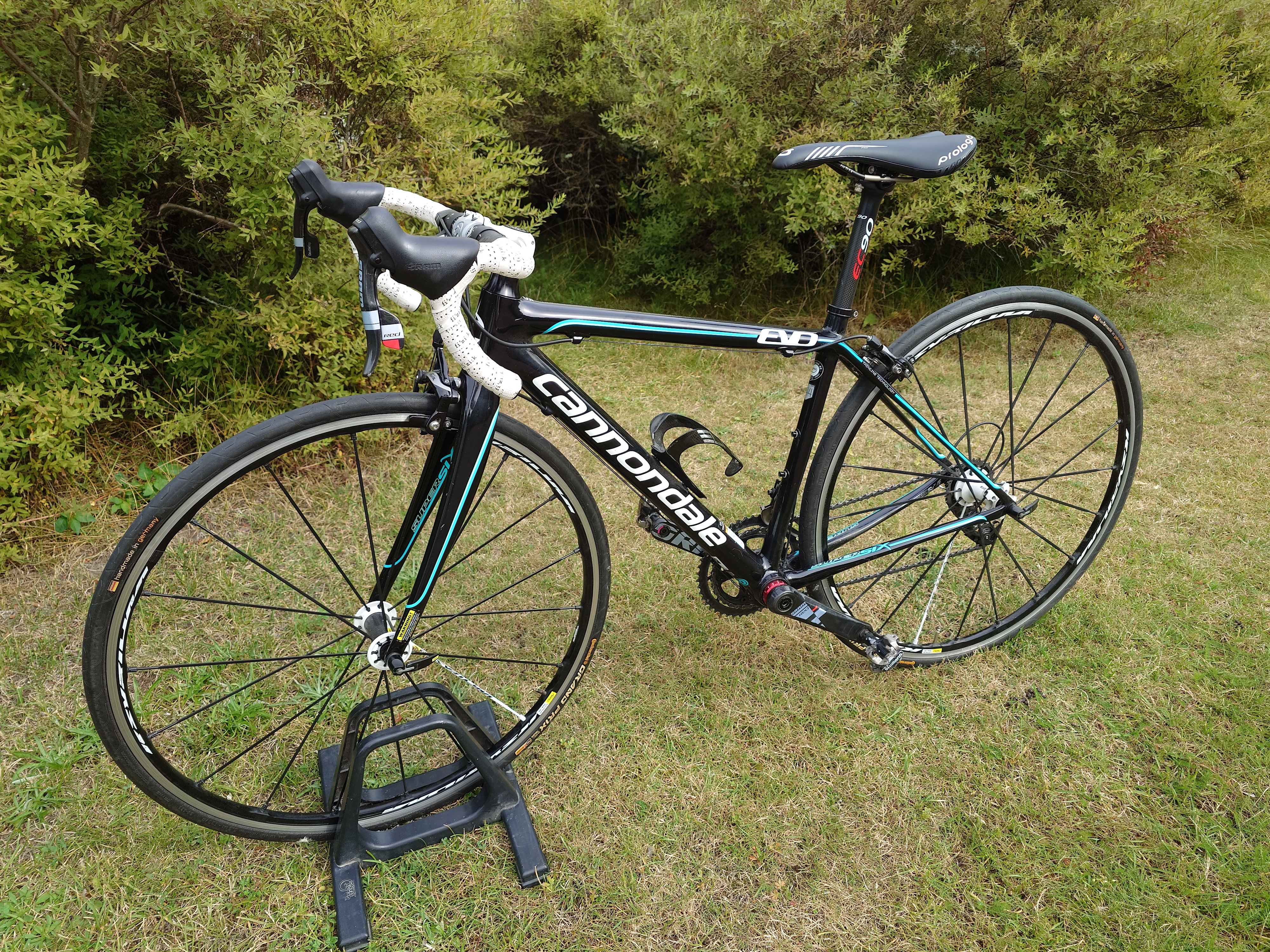 Cannondale supesix evo 44cm xs (150-160cm)
