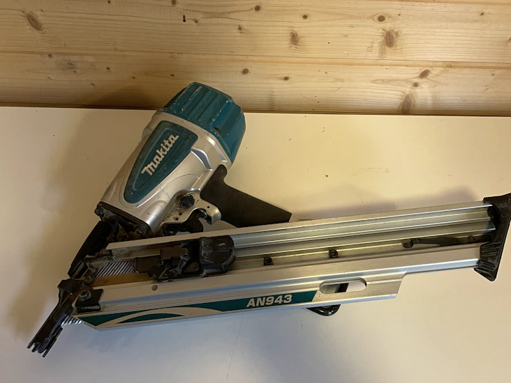 Makita an943 spikerpistol