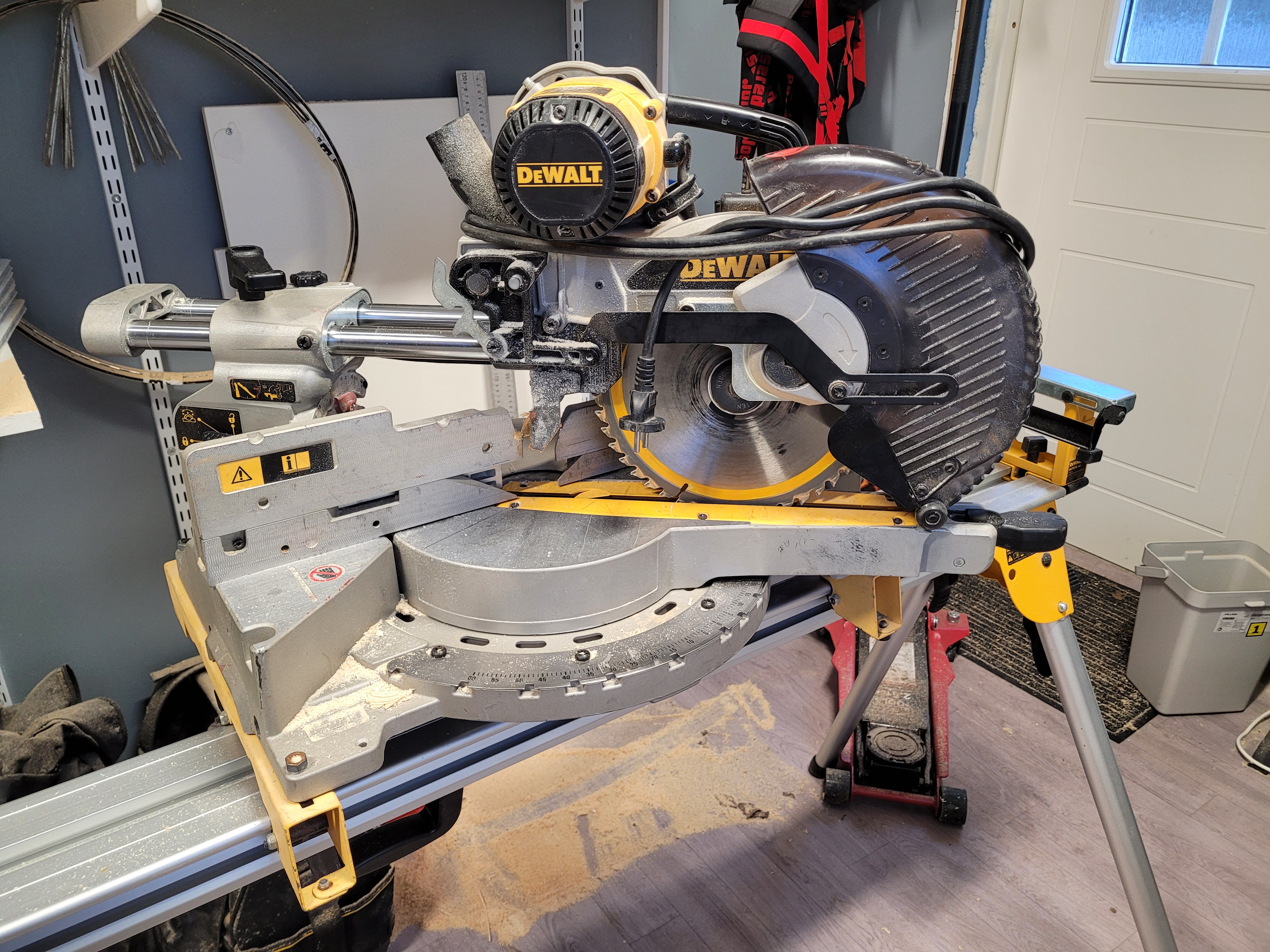 Kap/girsåg dw 717xps