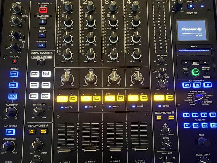 Pioneer djm a9