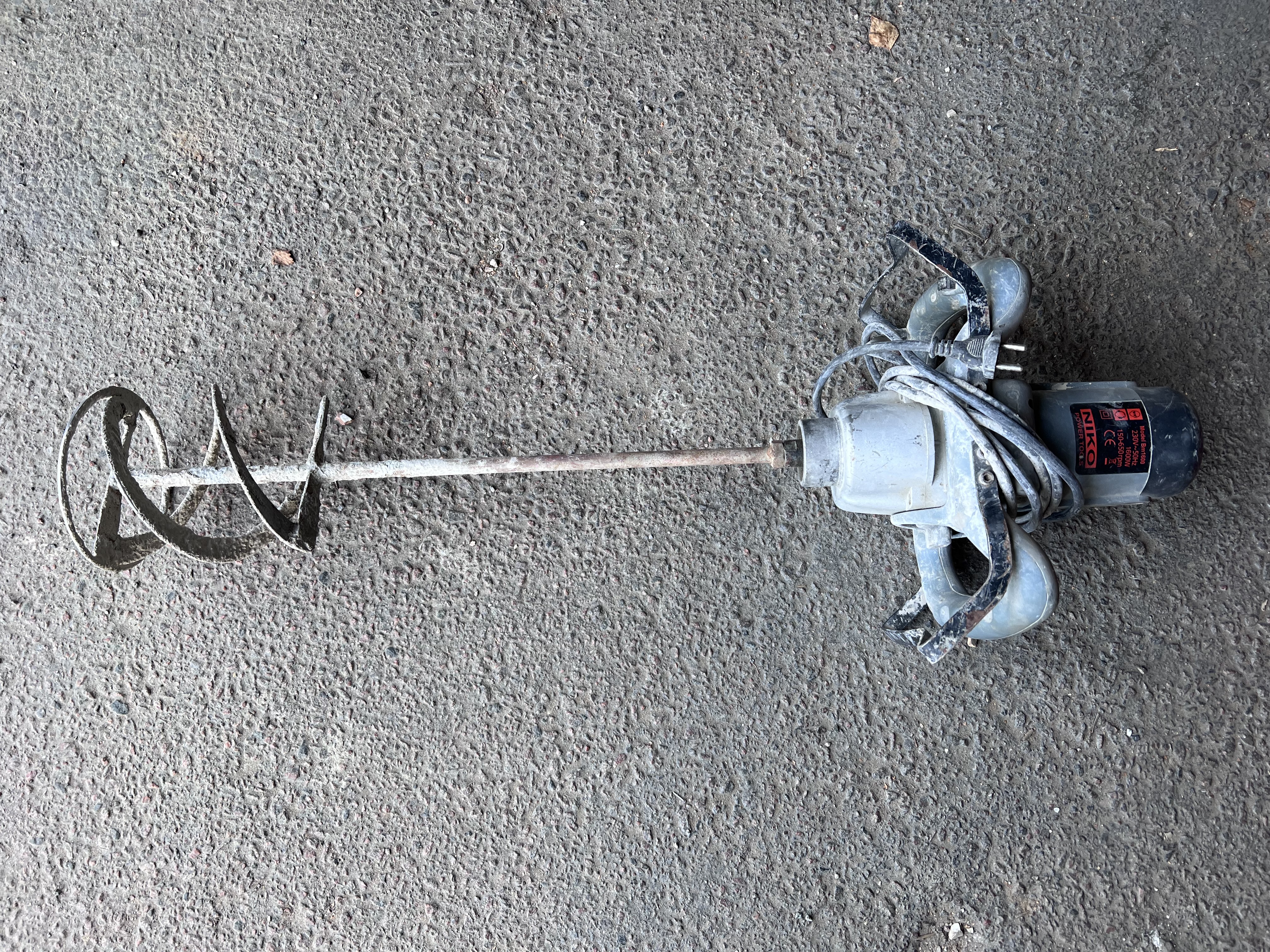 Betongvisp / blandare – för betong, bruk & fix