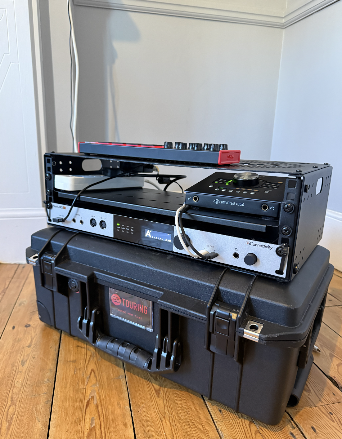 Playback & vocal processing rig - playaudio1u & apollo twin mkii in peli 1535