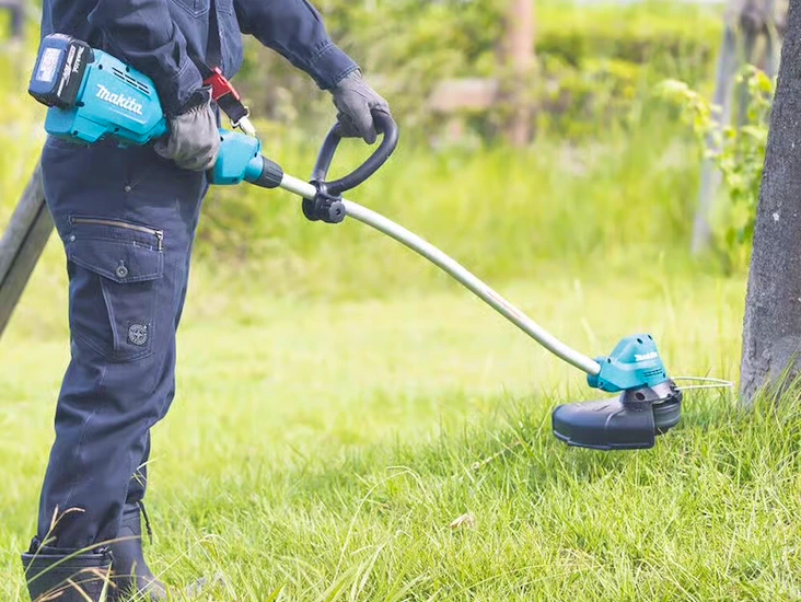 Makita gresstrimmer med batteri