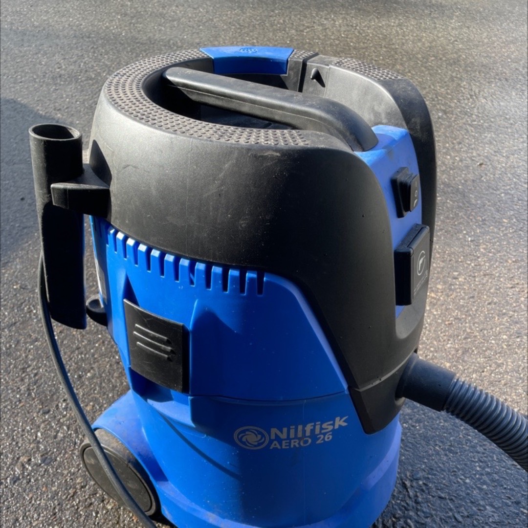 Nilfisk proff.  tørt og vått