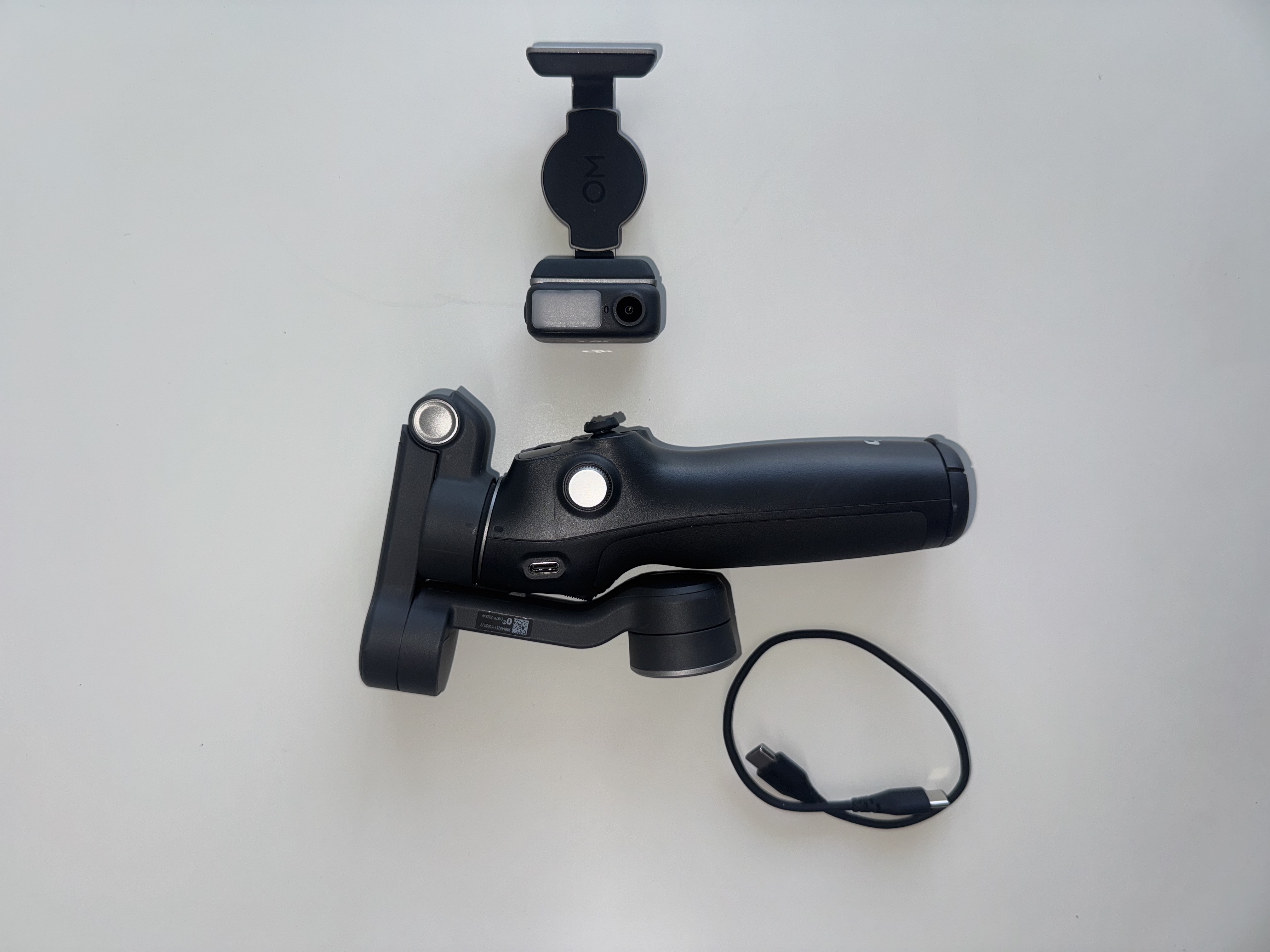 Dji osmo mobile 7p smartphone gimbal