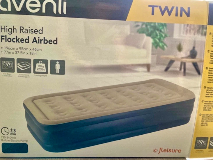 Luftmadrass 196cm x 95cm x 46cm