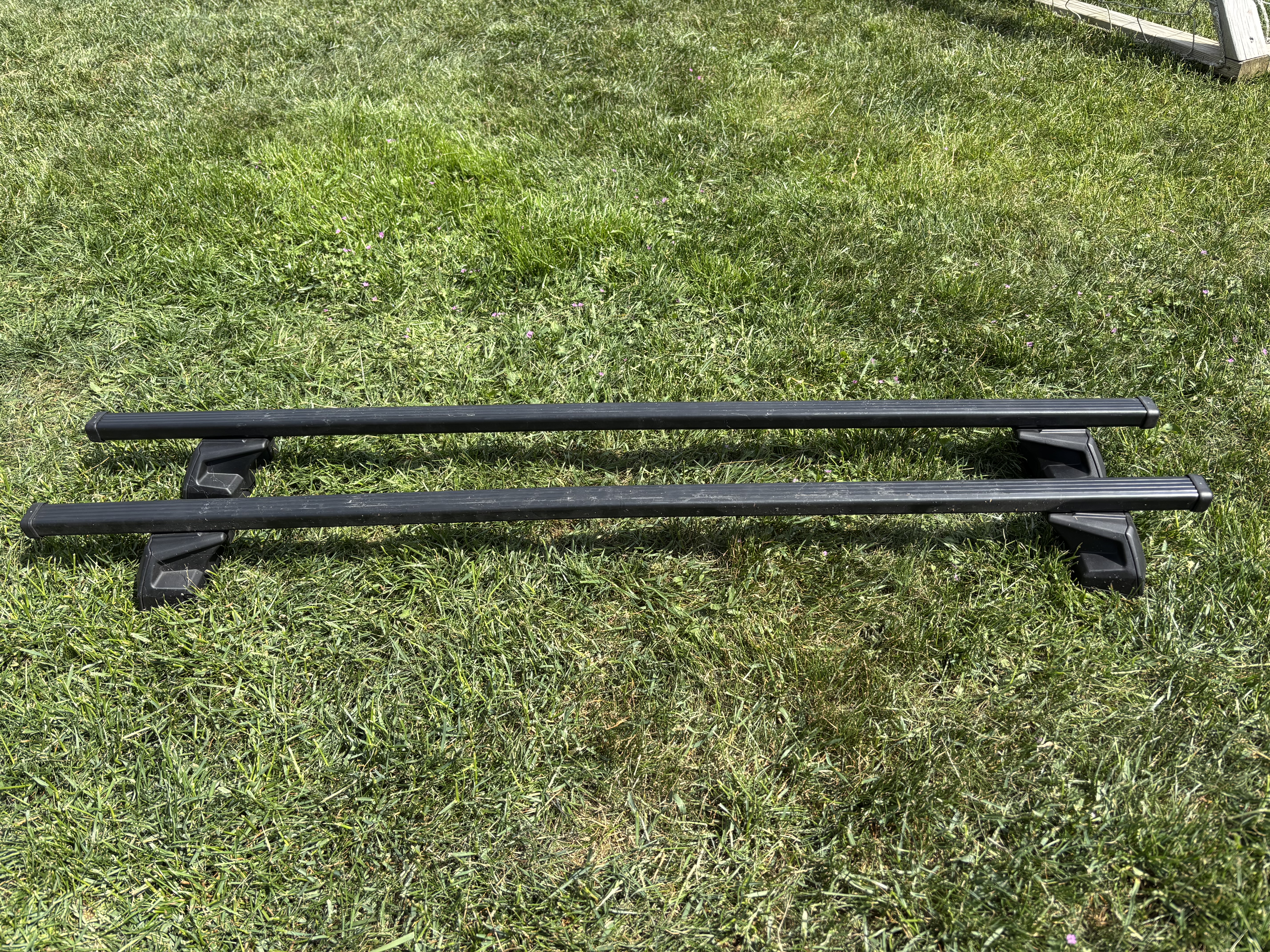 Thule bmw tagbøjler
