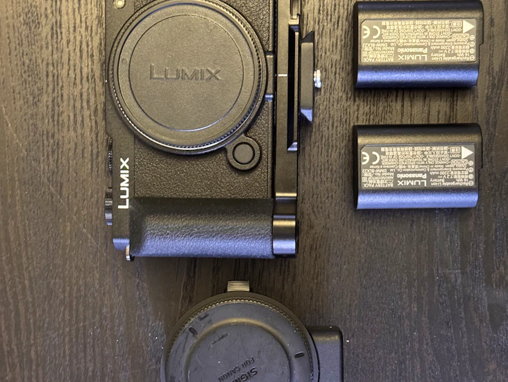 Panasonic lumix s9