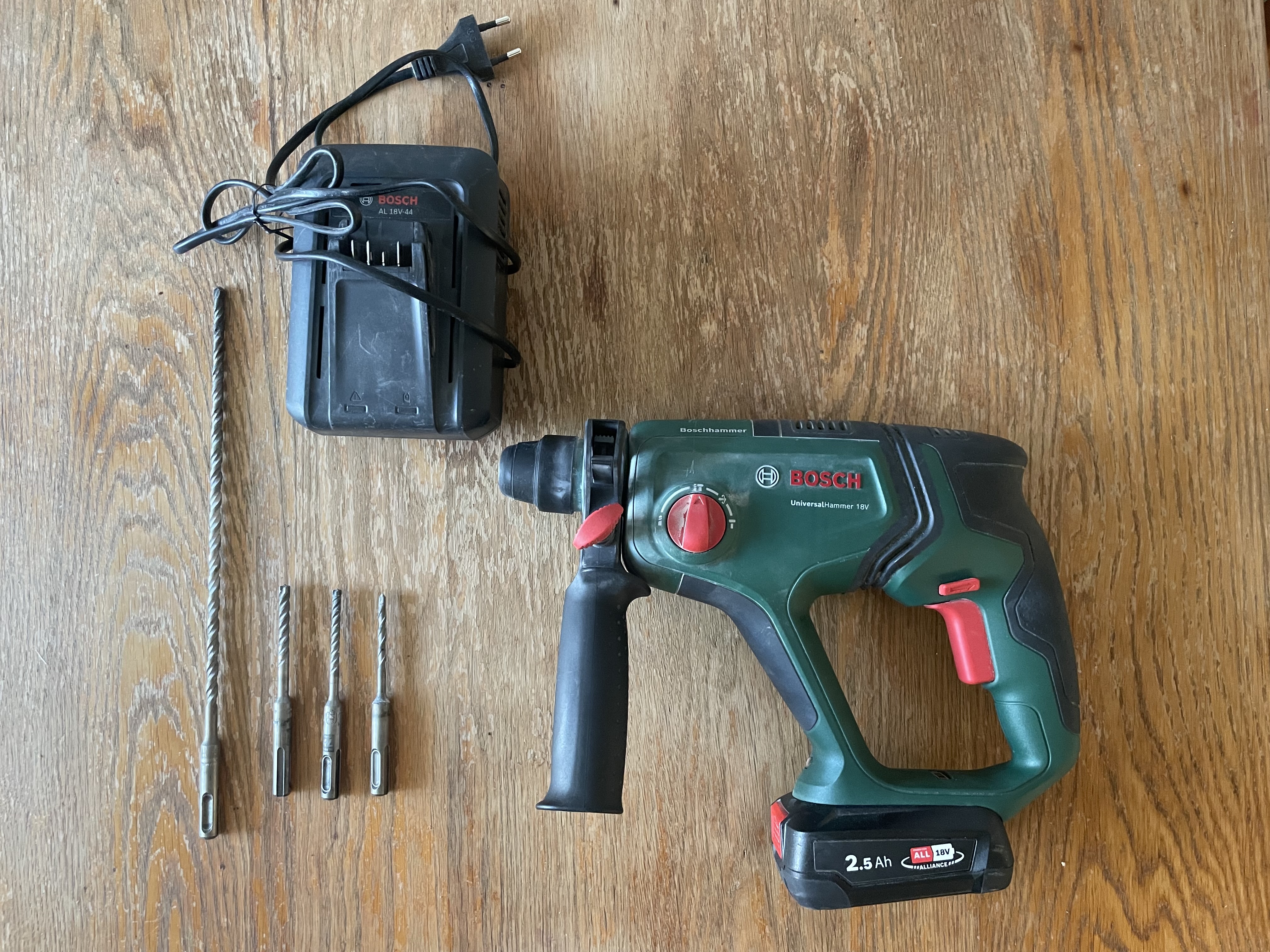 Bosch universalhammer batteridriven