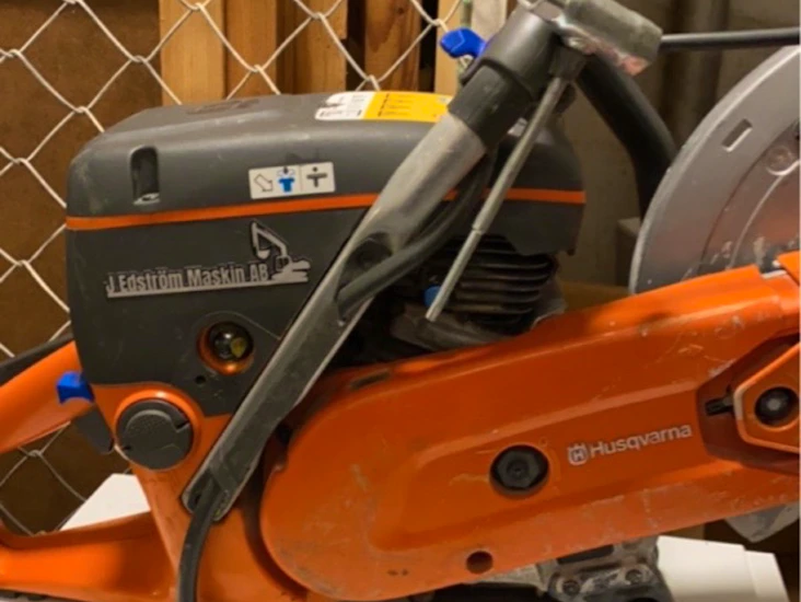 Husqvarna k770 motorkap