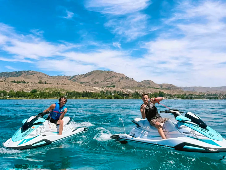 Calgary jet ski 1 hour rental (chestermere)