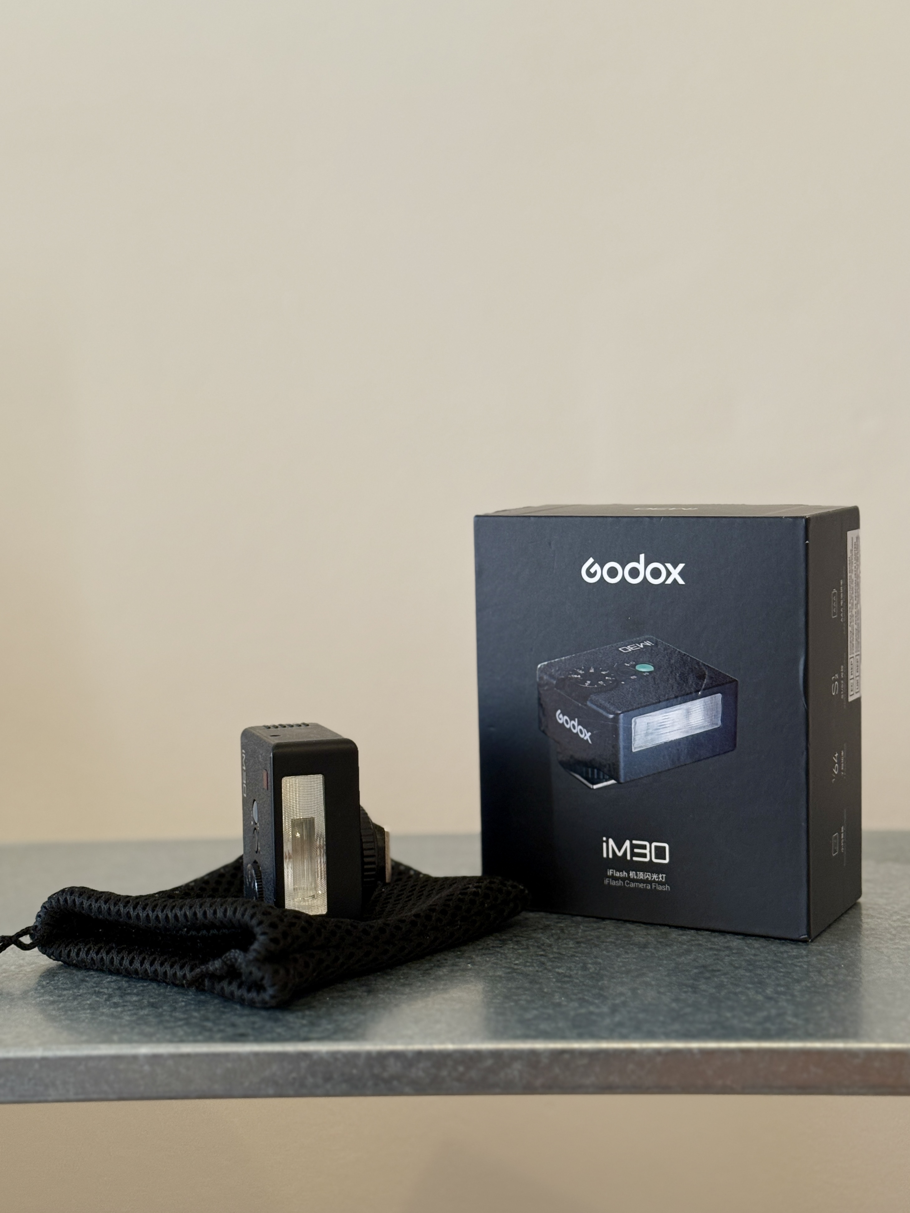Godox im30 camera flash