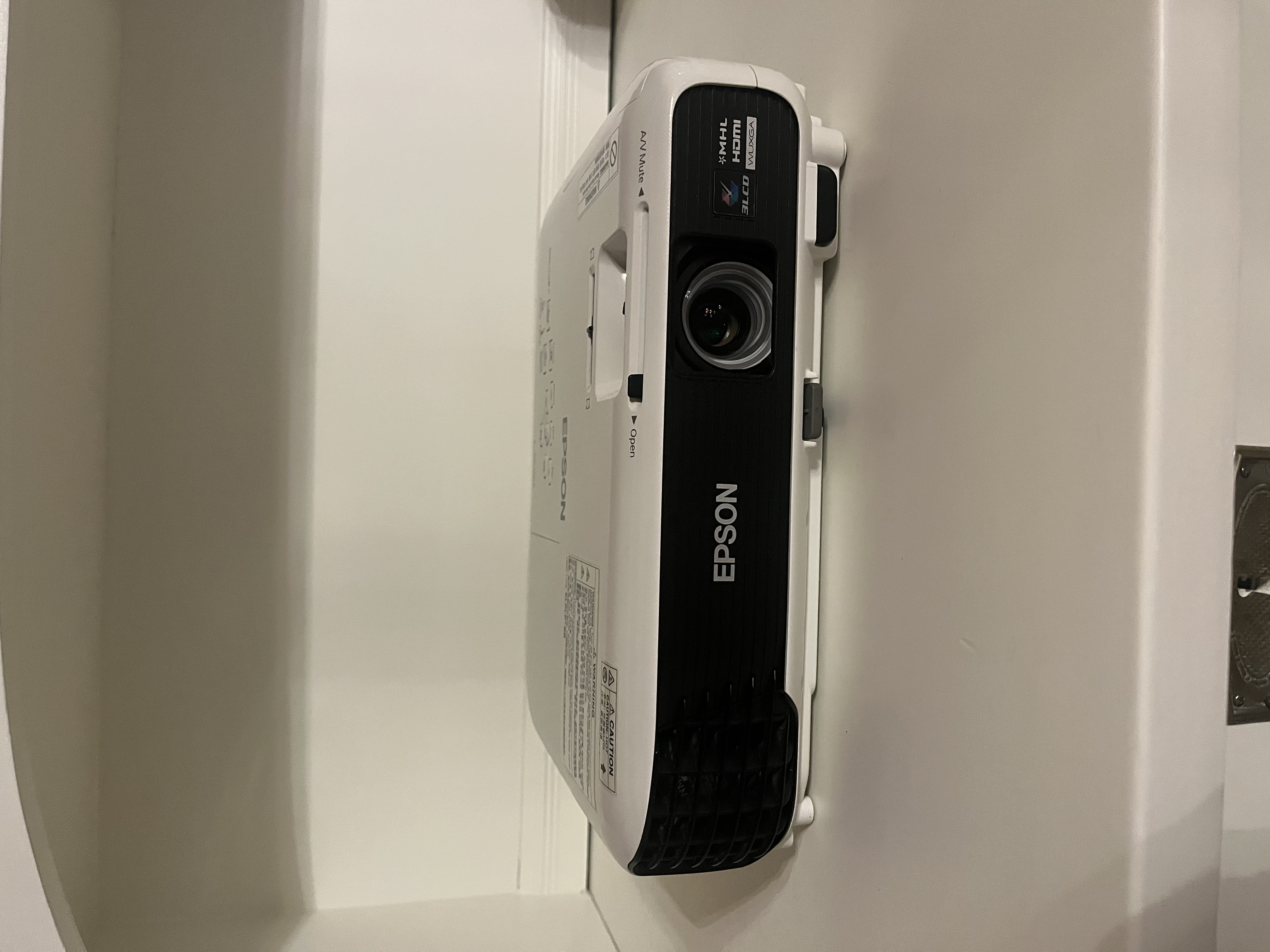 Projektor epson eb-u04 full hd & hög ljusstyrka