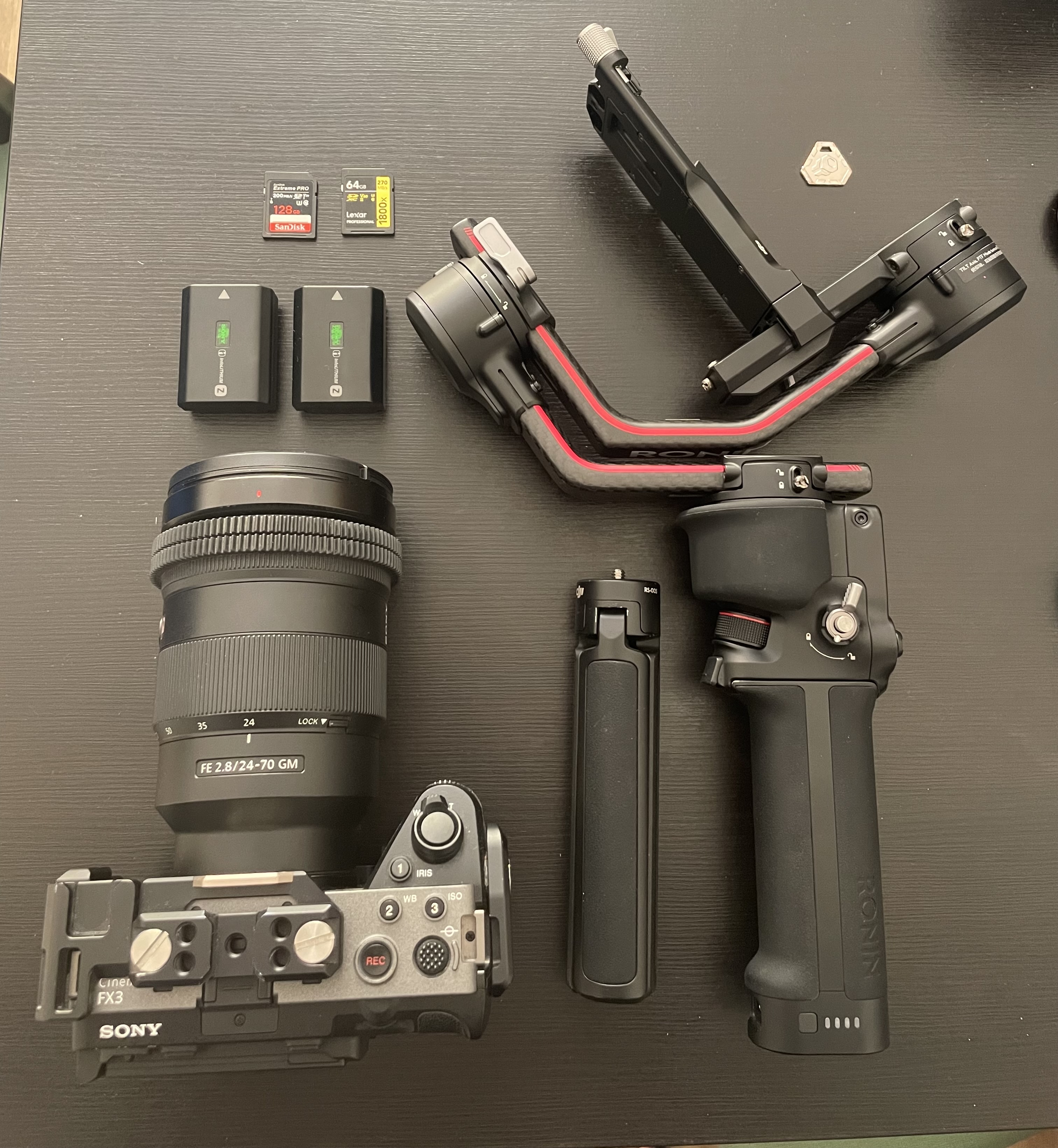 Sony fx3 gimbal bundle + (24-70mm f2.8 gm lens)