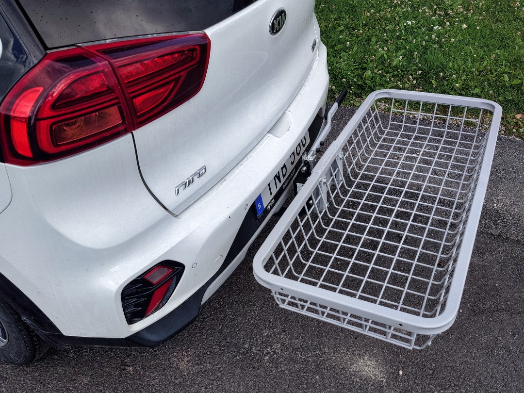 Lastkorg för dragkrok (max 120kg)