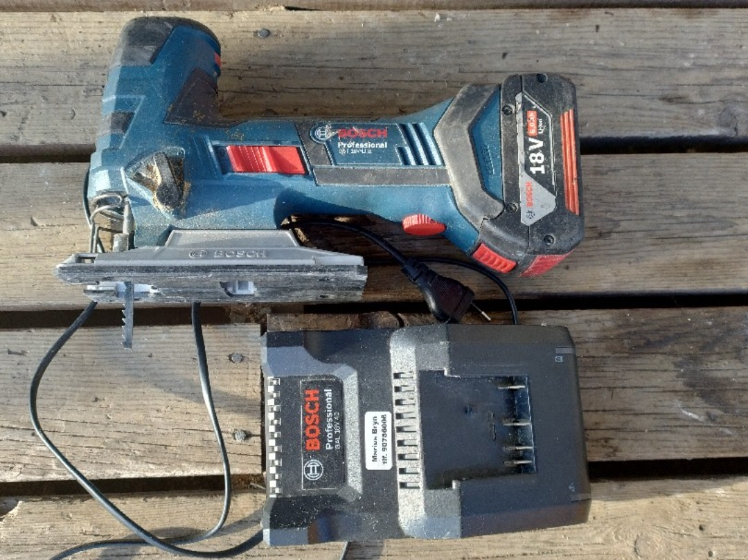 Bosch gst 18v li s stikksag