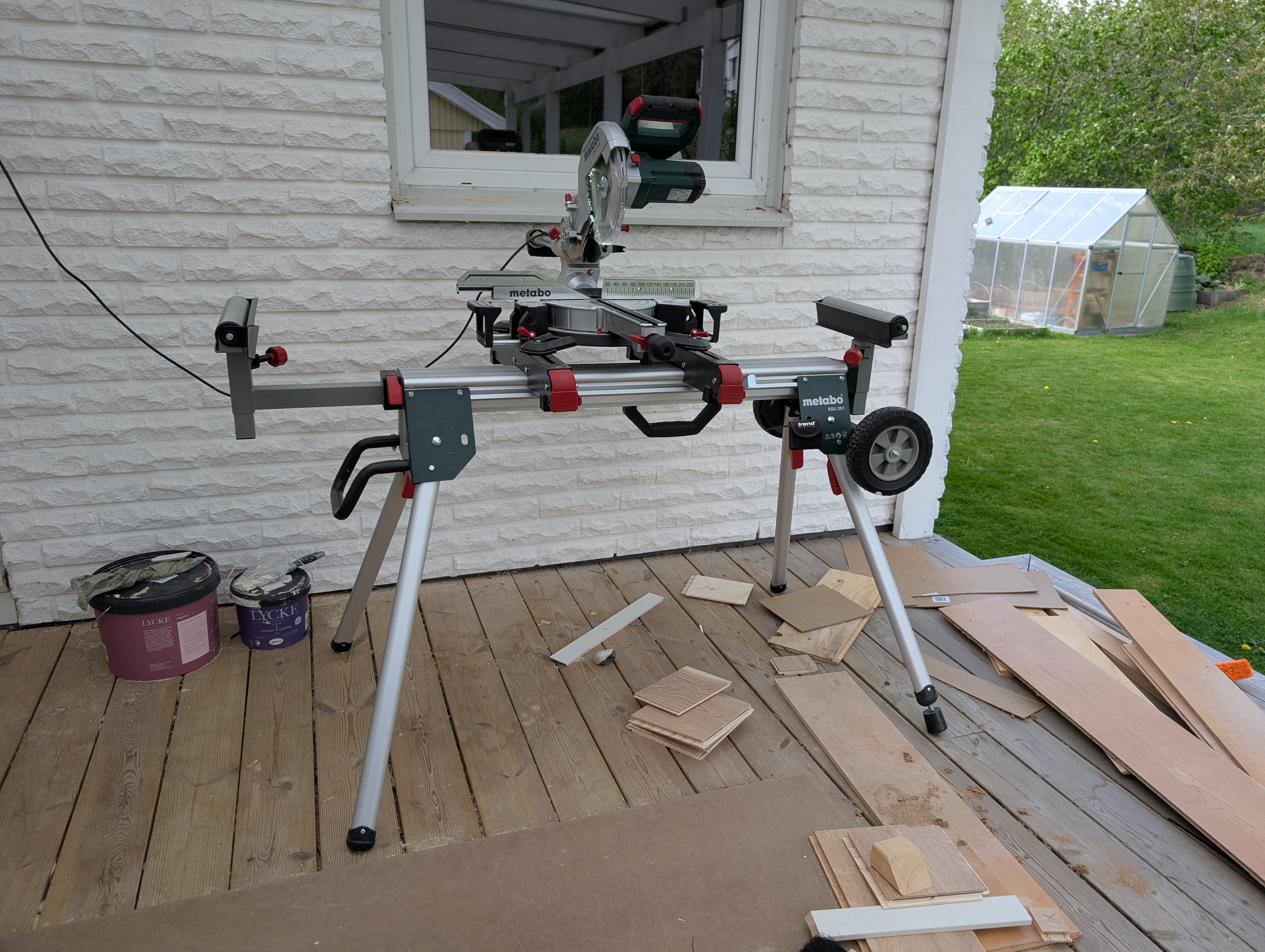 Kap- och gersåg metabo kgs 216