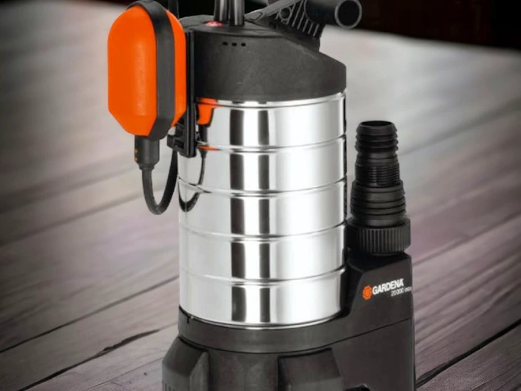 kraftfull dräneringspump