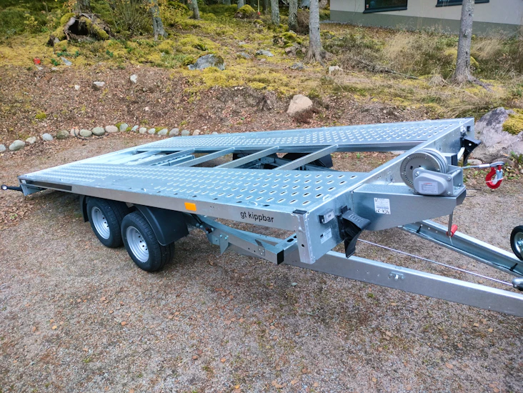 Traileri kippaava 2700 kg