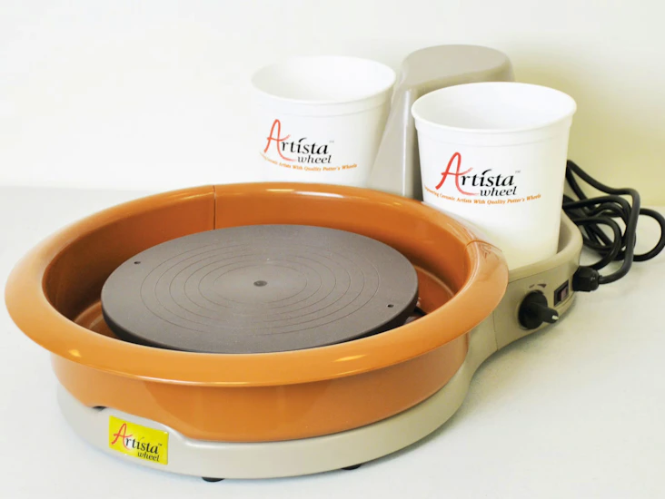 Table top pottery wheel