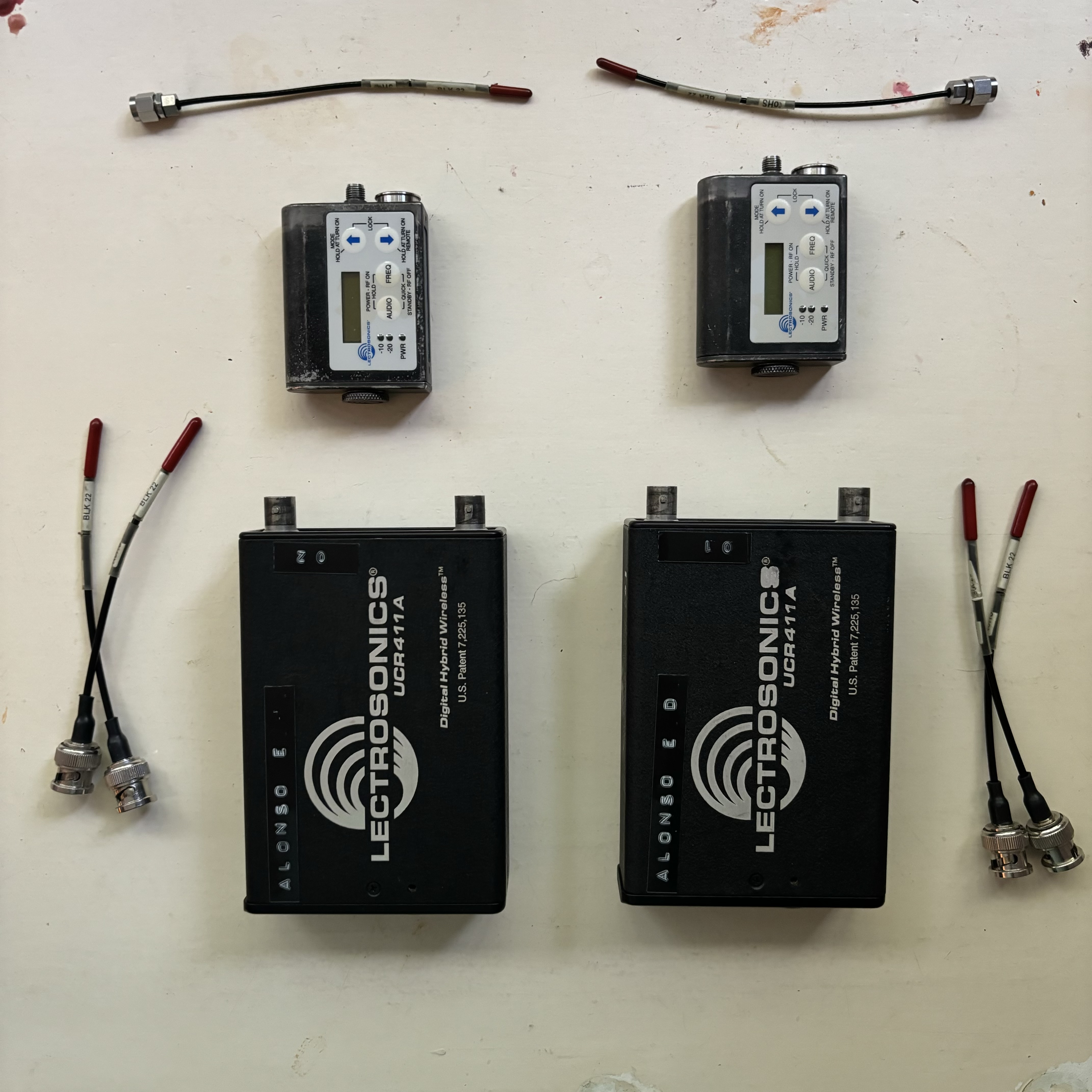 Lectrosonics wireless transmitters-receivers with sanken cos-11 (red dot)