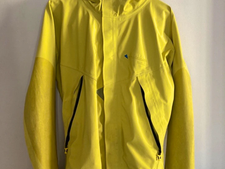 Frilufts-/vandringskläder. jacka+byxor