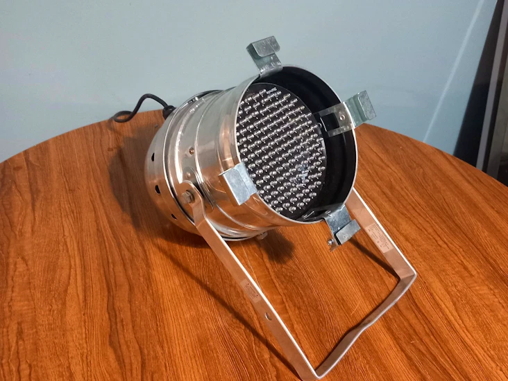 Pair of led par 64 stage lights - rgb colour mixing & low power (2 units)