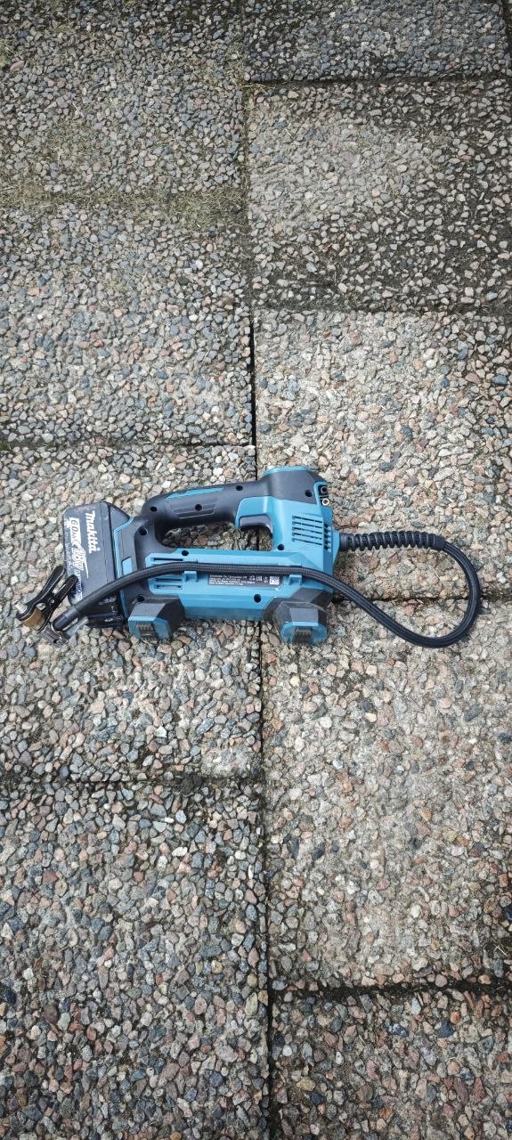 Batteridriven luftpump / kompressor makita dmp180 18v