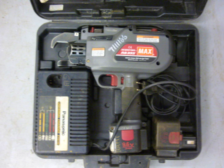 Max najmaskin (snabb najning av armering)