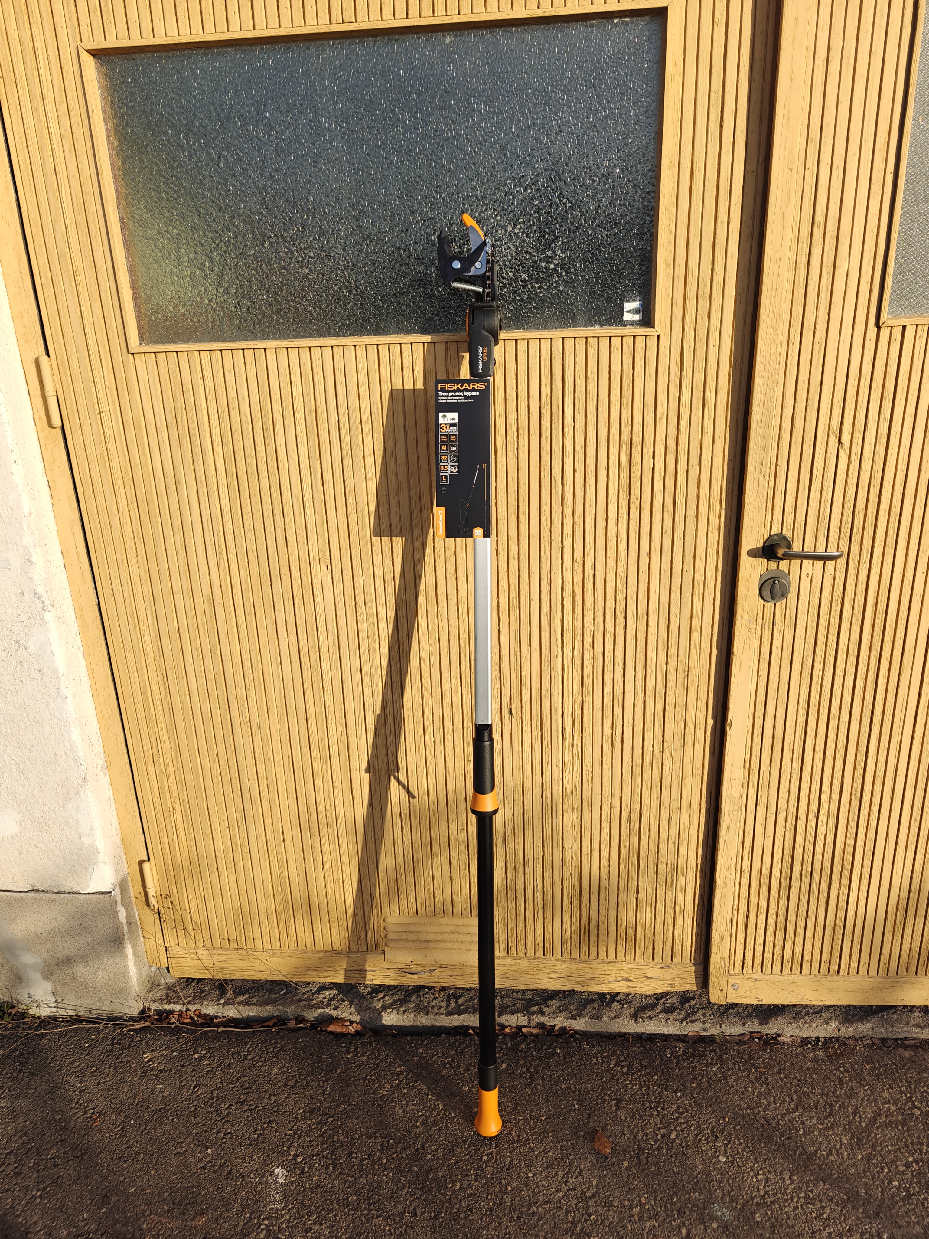 Fiskars grensax teleskopsekatör