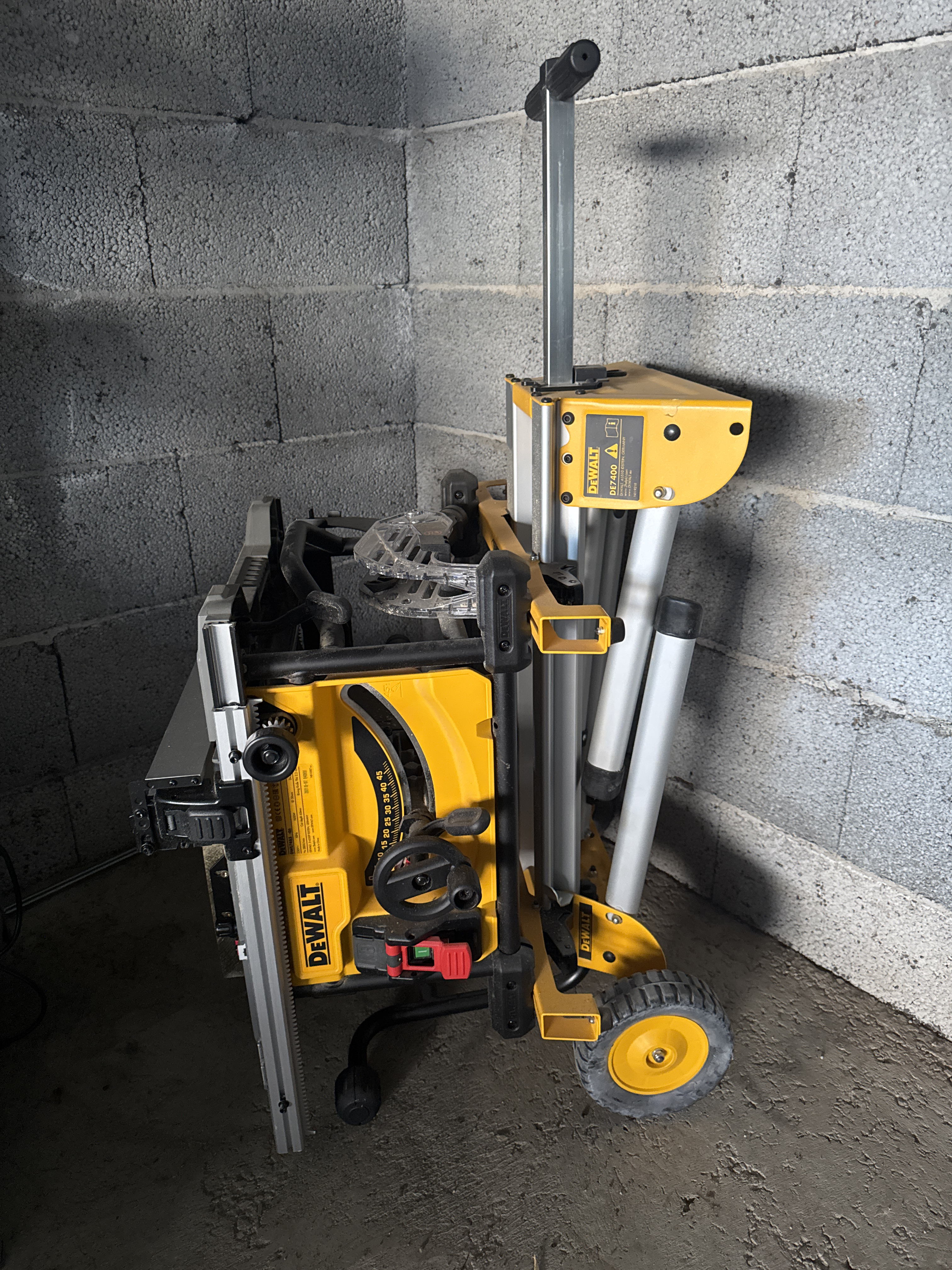 Dewalt 7485 bordsag på stativ(230v kablet)