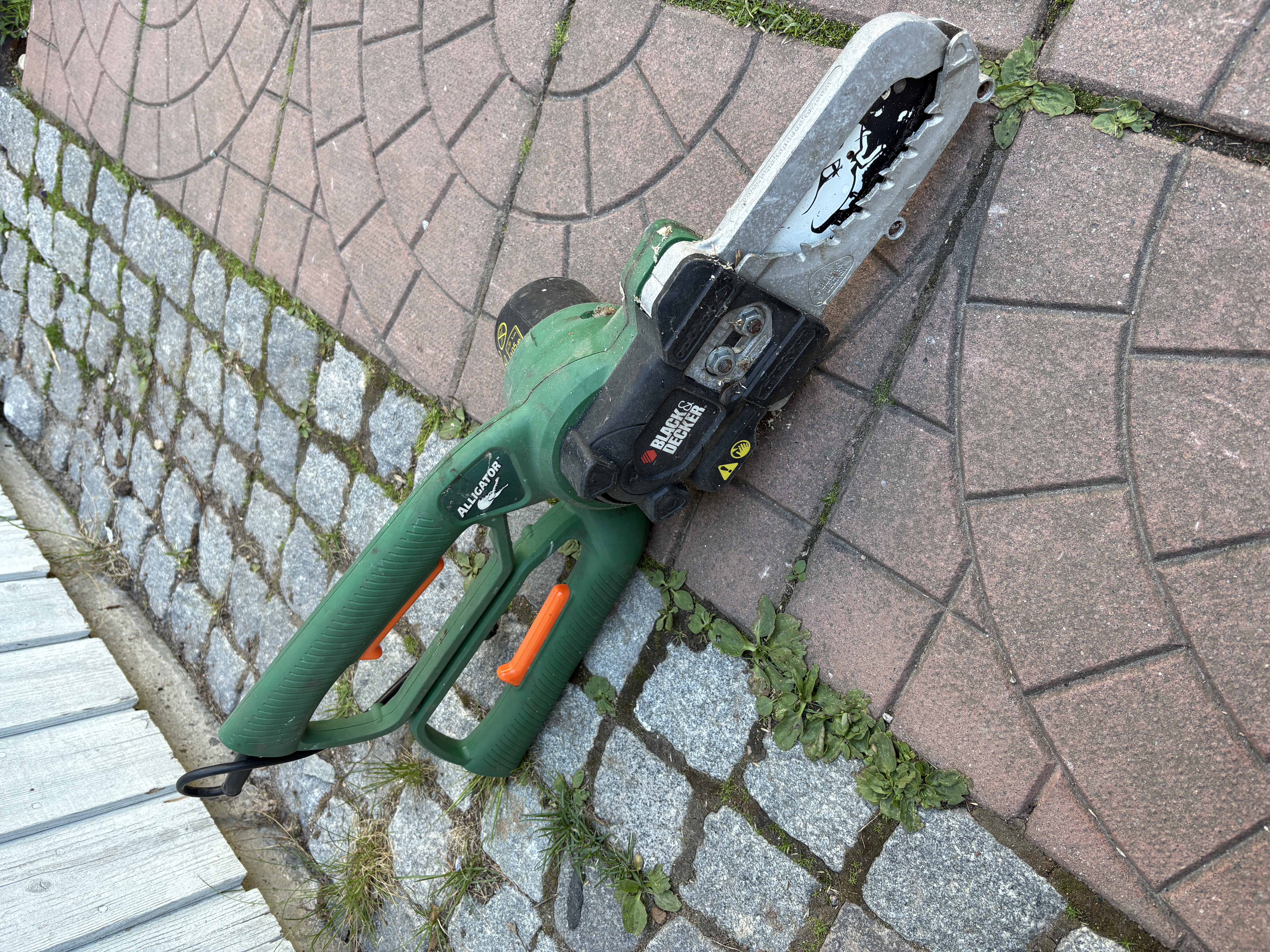 Elektrisk motorsåg alligator 