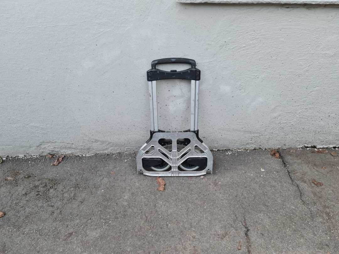 Sammenleggbar sekketralle
