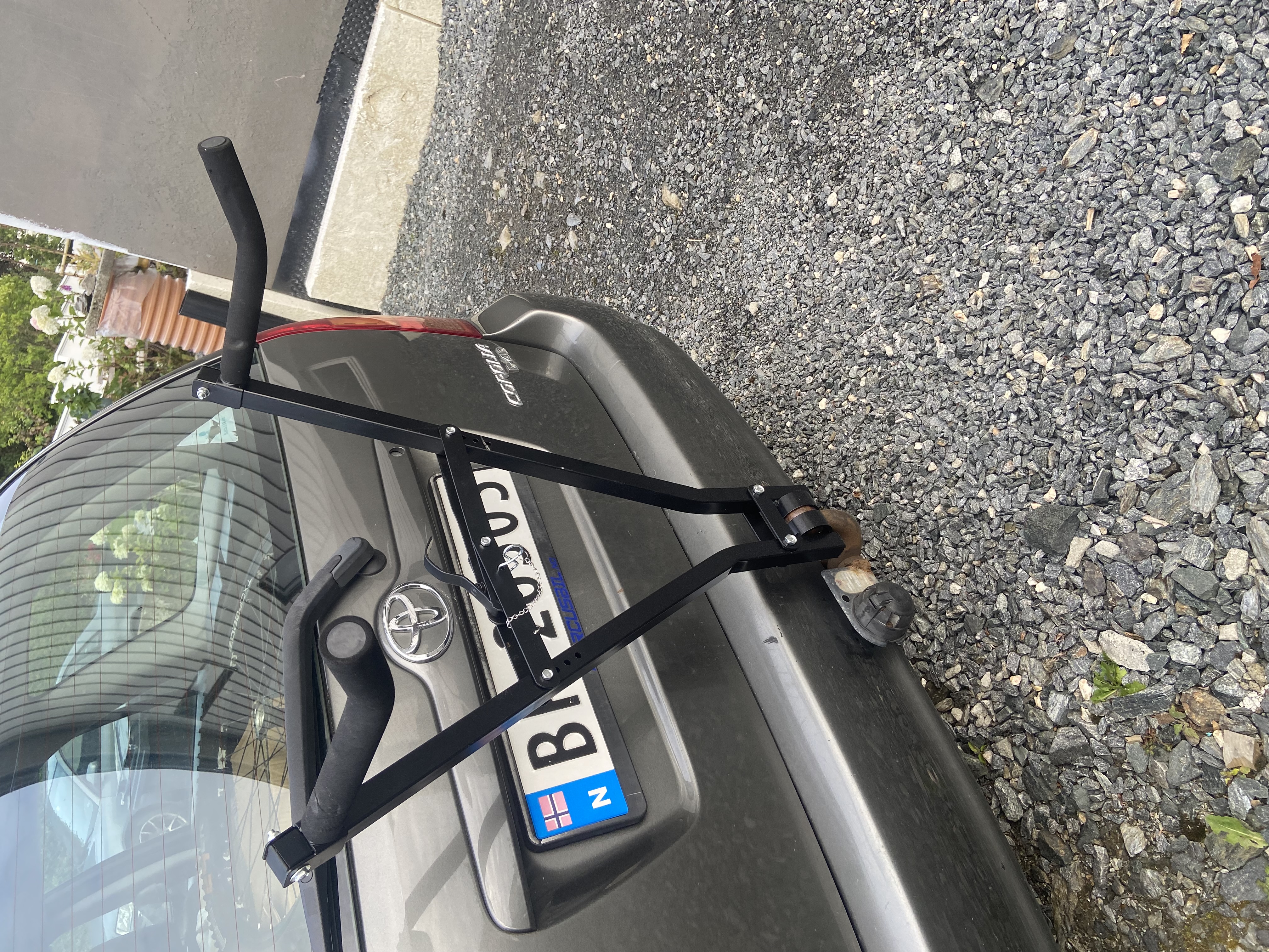 Sykkelstativ for tilhengerkule