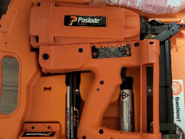 Paslode im200 krampe pistol