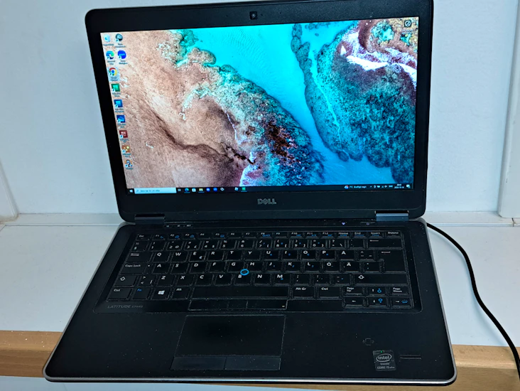 Dell notebook arbetsdator
