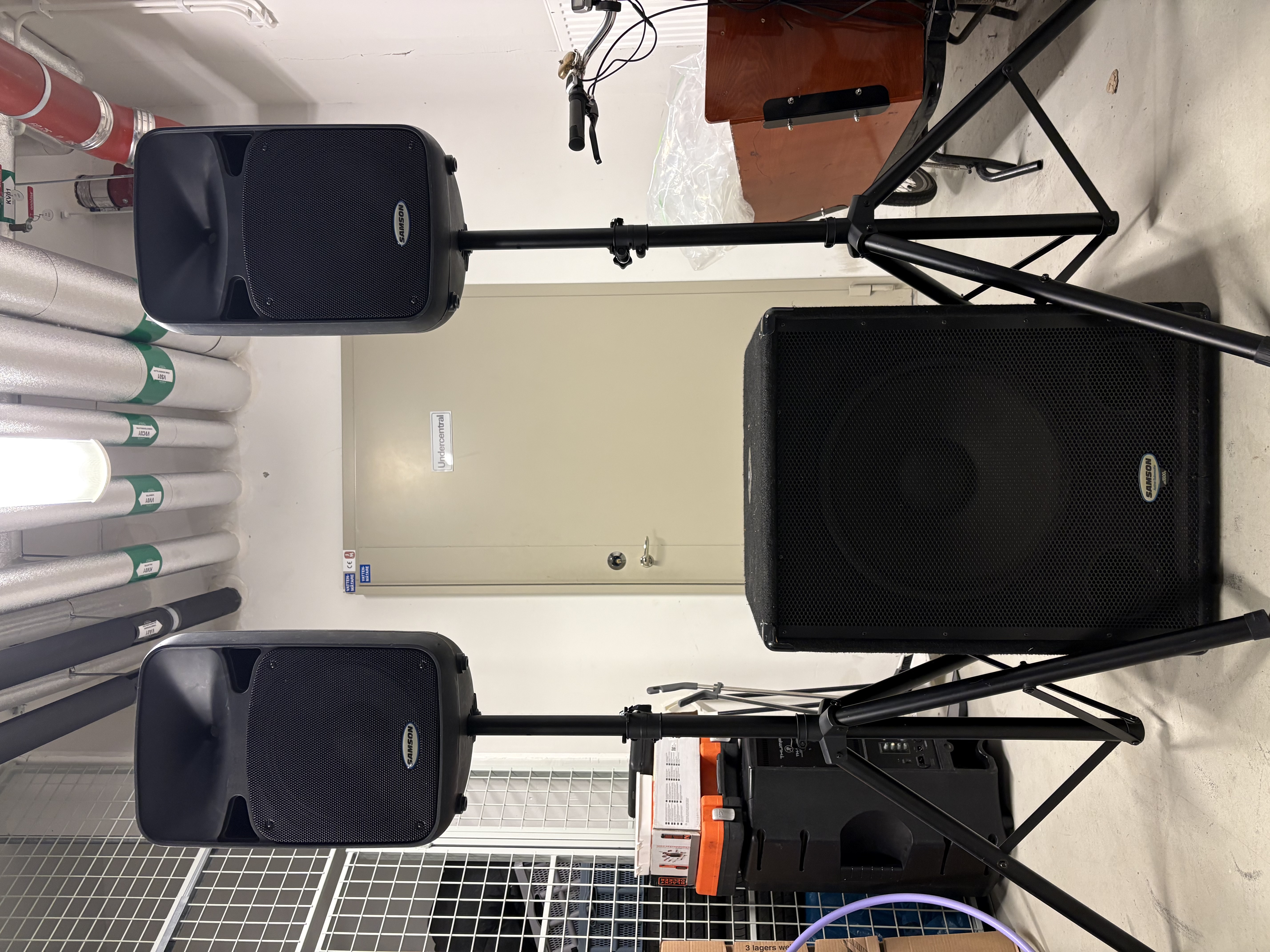 Ljud, ljudsystem, festljud, pa-högtalare 