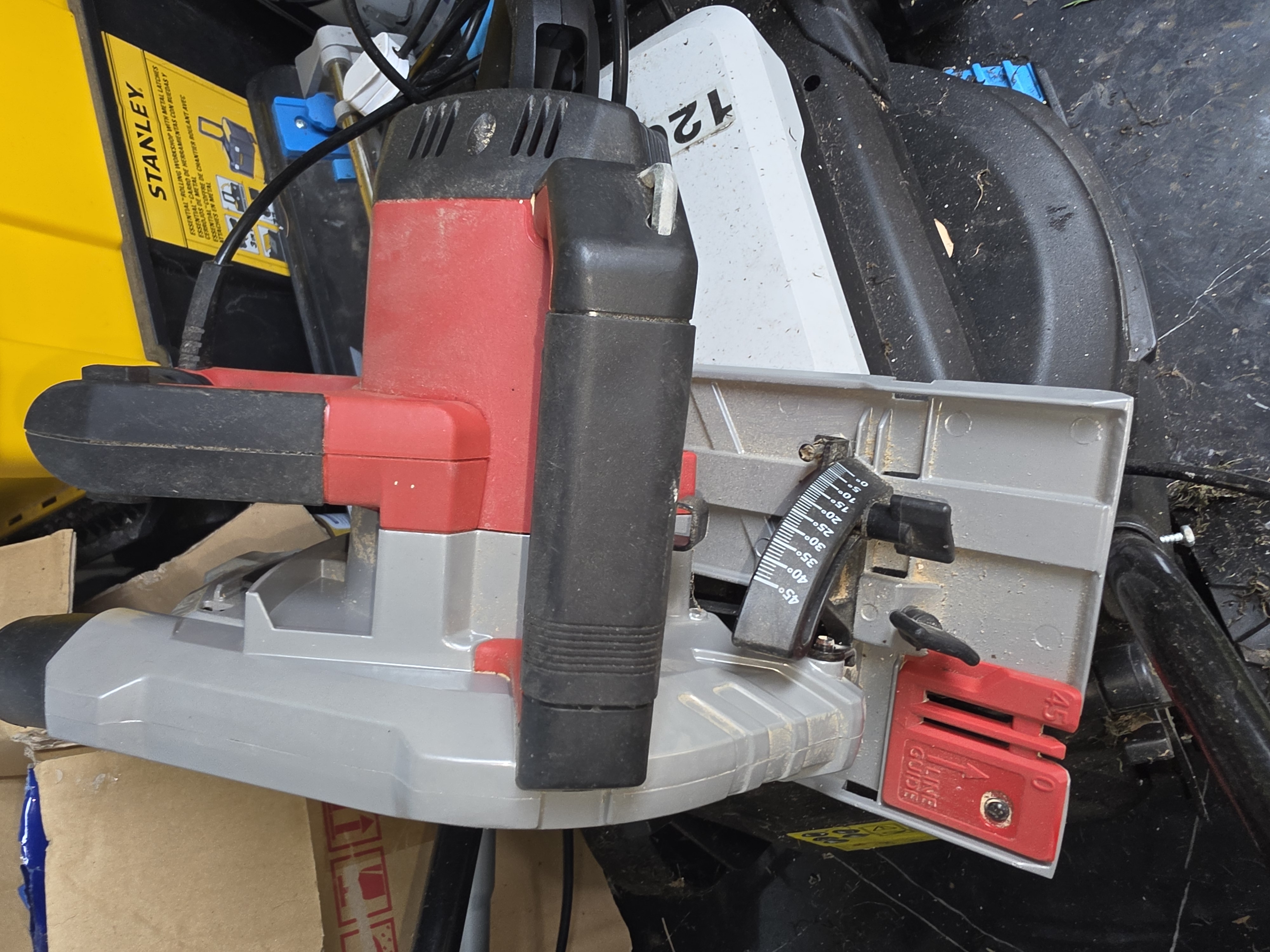 Einhell 1500w handheld circular saw (190mm blade)