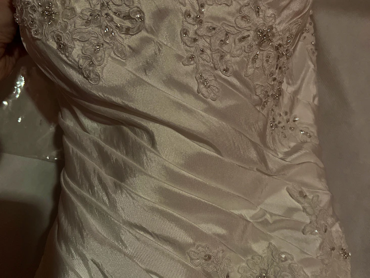 Brudekjole kleinod ivory (str. s)