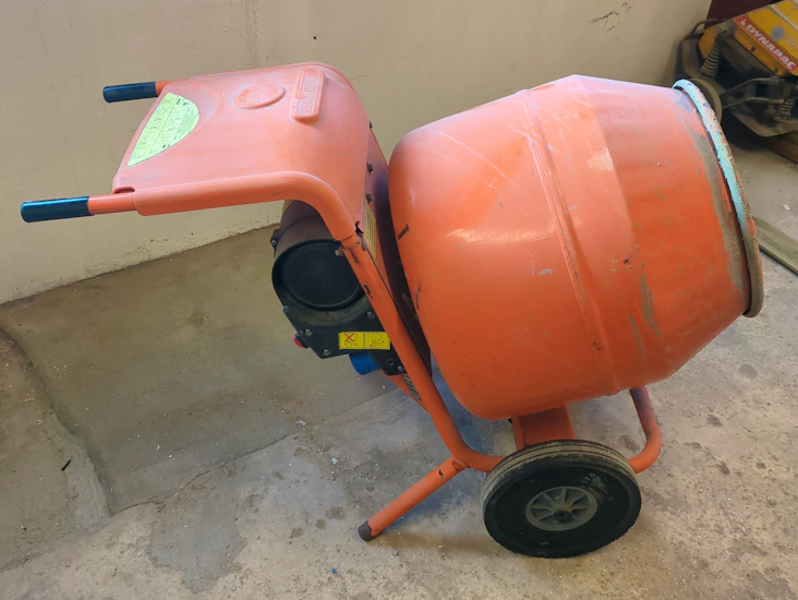 Betongblander på hjul/stativ