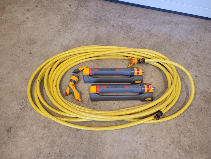 vattenslang samt vattenspridare 3/4"