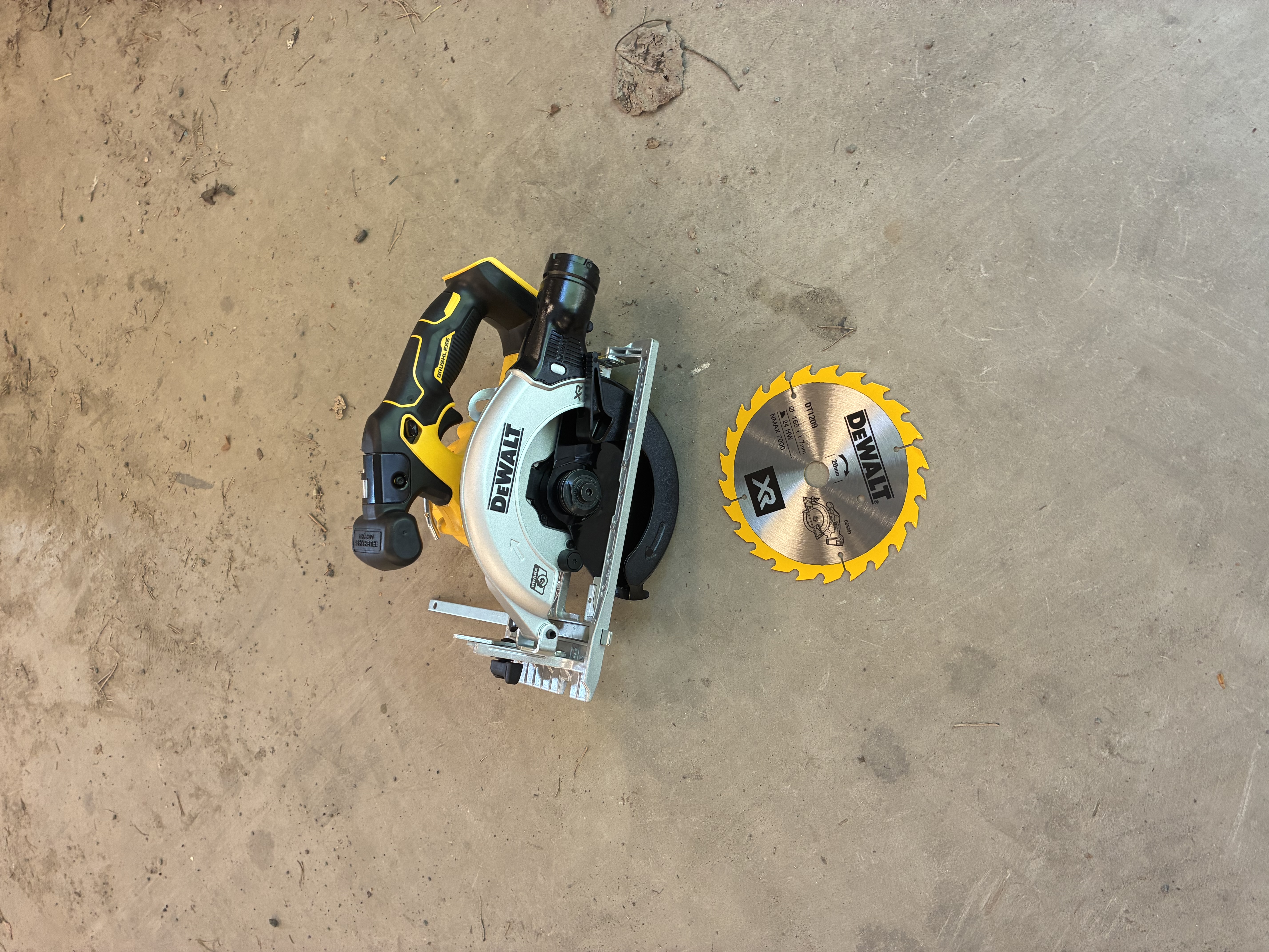 Dewalt dcs565n-xj