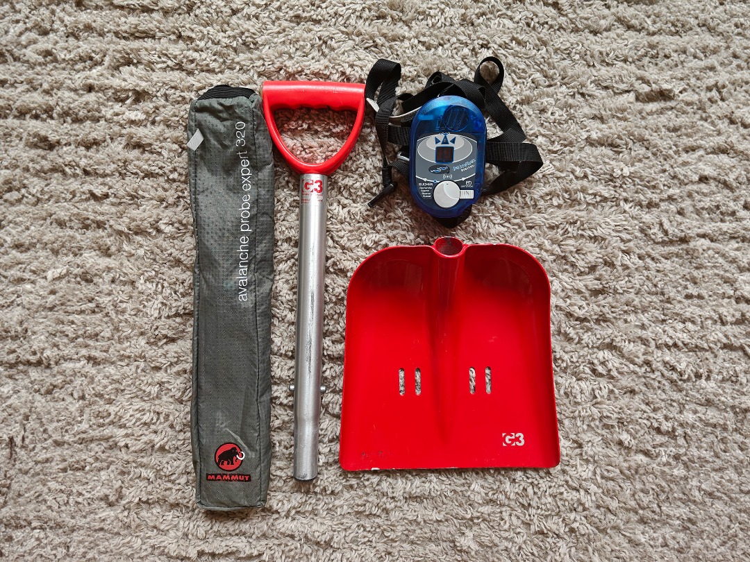 Lavinpaket (transceiver, sond, spade)