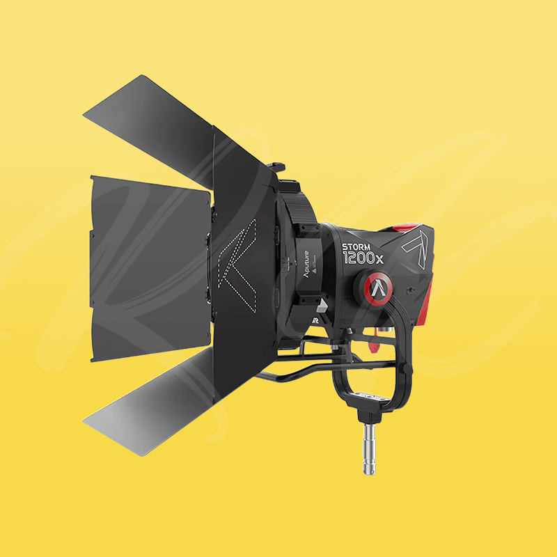Aputure storm 1200x 1200w led + cf12 fresnel + skid