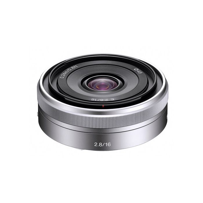 Sony sel sel16f28 wide angle 16mm f/2.8 af mf lens