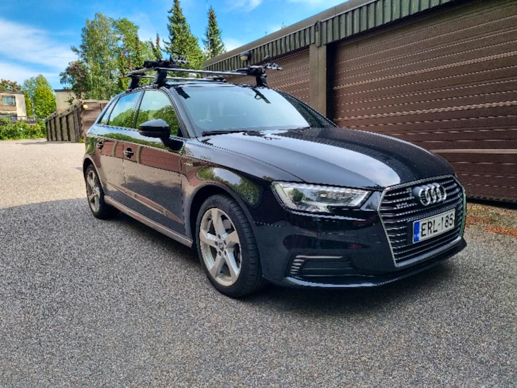 Audi a3 kattotelineet + pyörätelineet